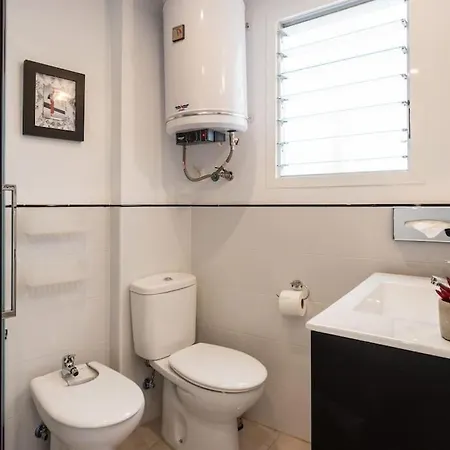 Piso En Primera Linea De Playa Del Postiguet * 阿利坎特