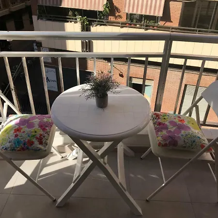 Piso En Primera Linea De Playa Del Postiguet 阿利坎特