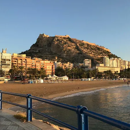Piso En Primera Linea De Playa Del Postiguet Appartement